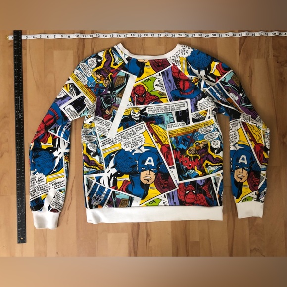 Marvel Comic pullover crewneck sweatshirt. Medium. - Picture 3 of 3